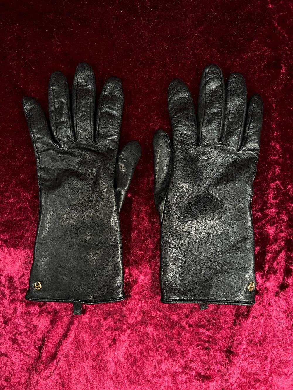 Vintage Black Genuine Leather Gloves - Cashmere Lined Pair - Size Large
